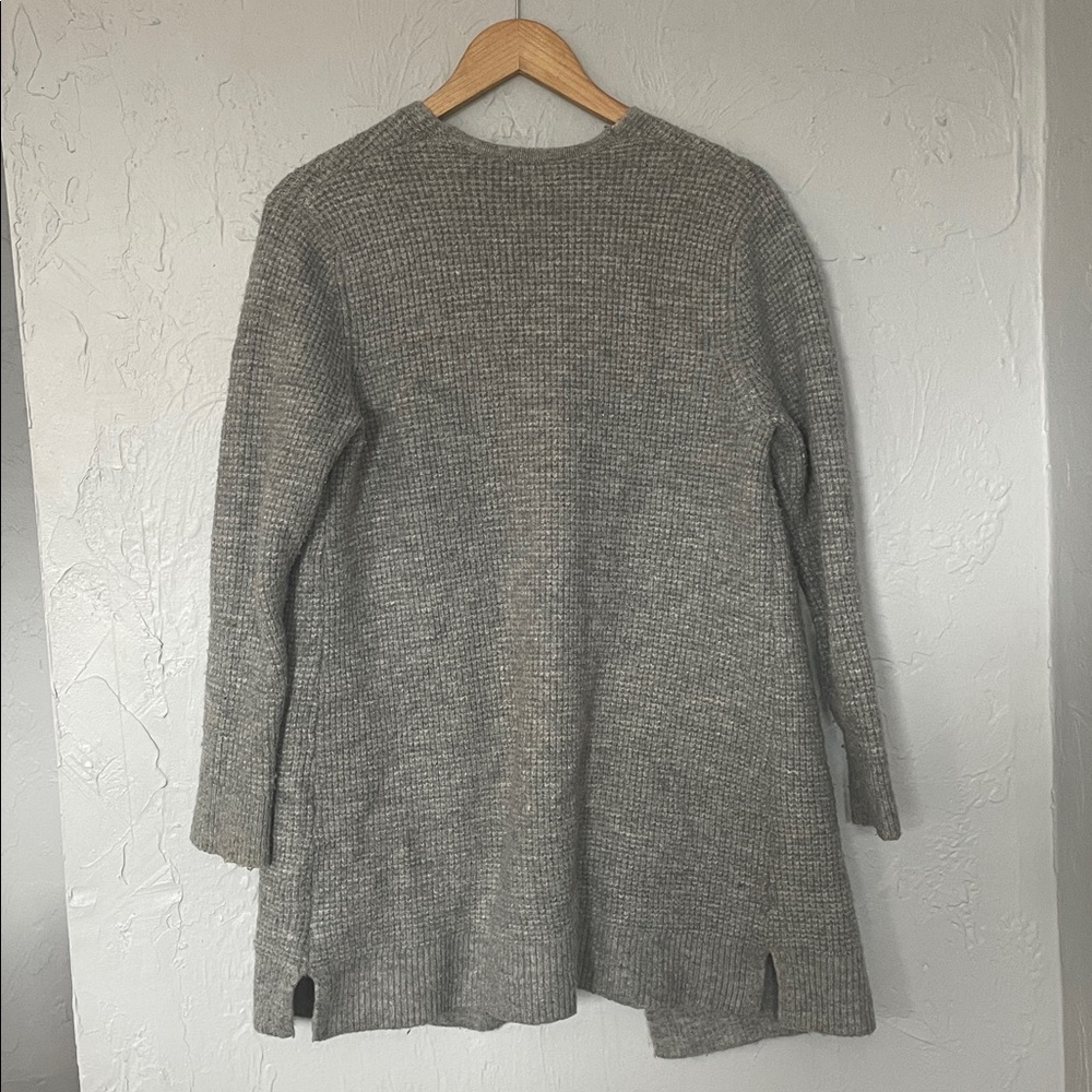Time and Tru Women's Gray Workwear Career Business Casual Knit Cardigan sz M - Picture 3 of 7